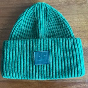 Acne Studio’s green beanie - pansy wool